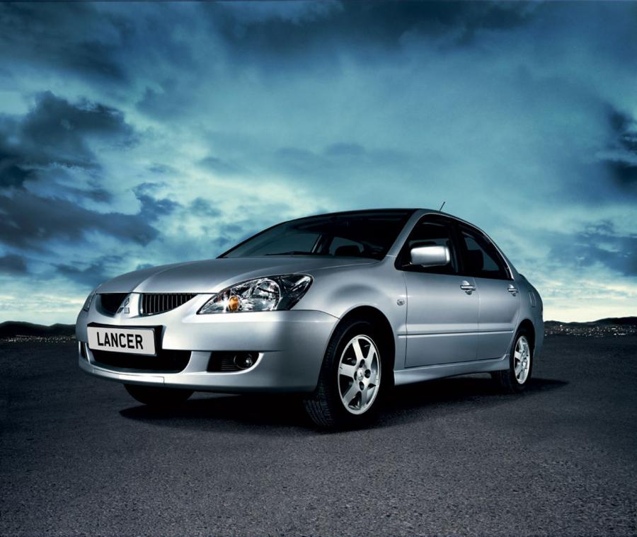  Mitsubishi Lancer 2000 года  (фото 16 из 31)